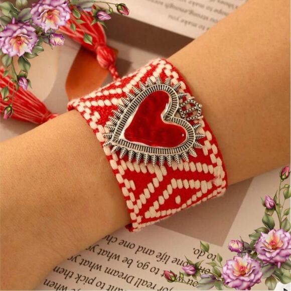 Asymmetrical Heart-Shaped Braided Tassel Bracelet , Valentine’s Day gift idea - Picture 1 of 9